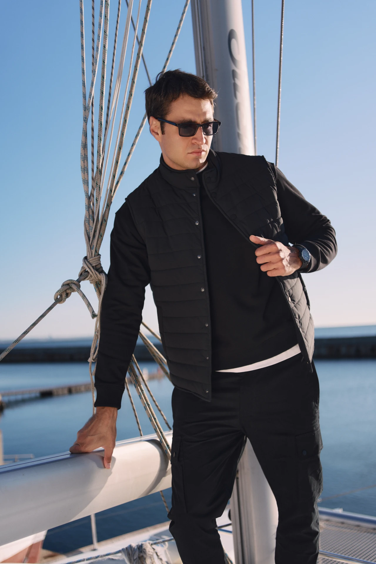 Vest black edition